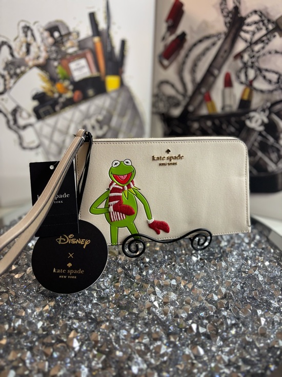 kate spade Handbags - Kate Spade X disney New York Muppets Medium L-zip Wristlet nwt